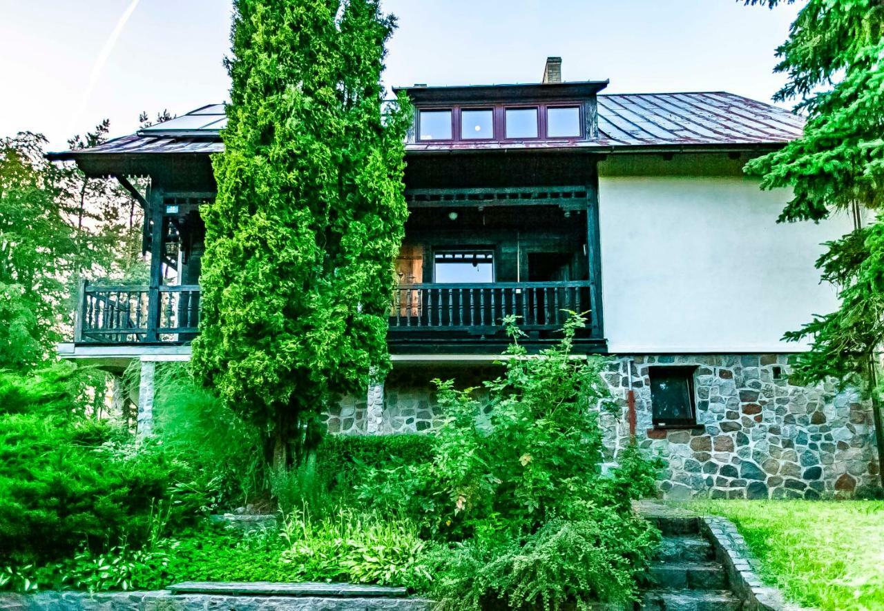 Lesniczowka Wiezyca I Domki Szymbark  Luaran gambar